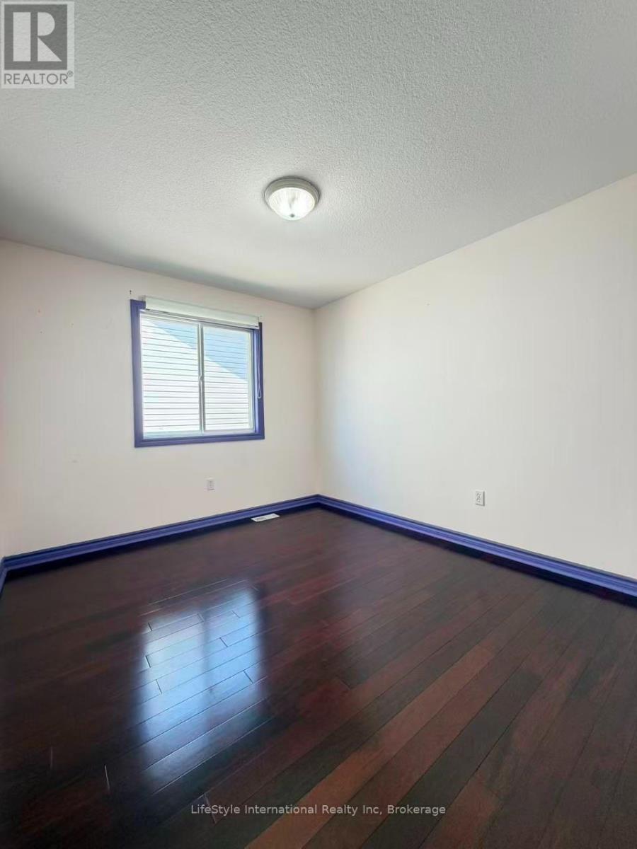 Main Unit - 16 Lynch Circle, Guelph (Pineridge/westminster Woods), Ontario  N1L 1R5 - Photo 30 - X13737694