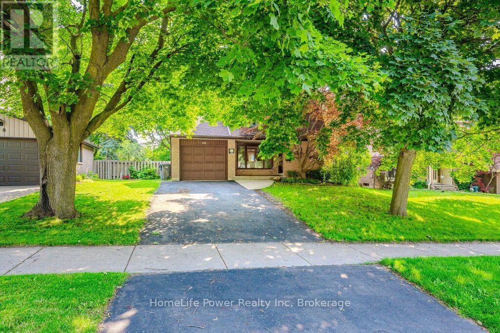 40 Ferman Drive, Guelph (Willow West/sugarbush/west Acres), Ontario  N1H 7E1 - Photo 2 - X13737772