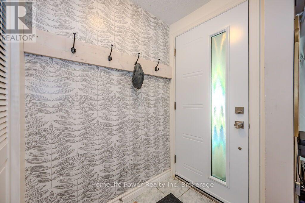 40 Ferman Drive, Guelph (Willow West/sugarbush/west Acres), Ontario  N1H 7E1 - Photo 7 - X13737772
