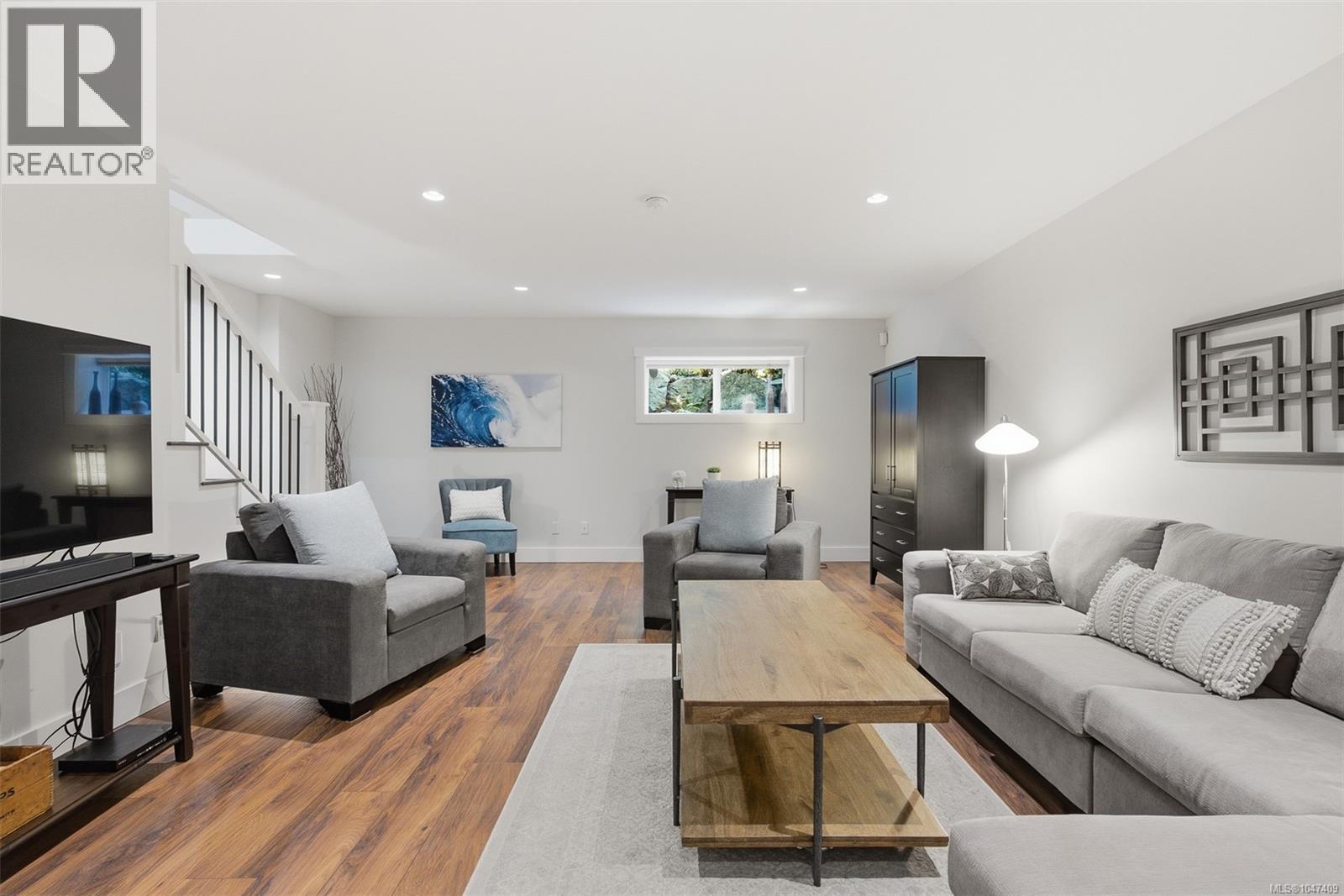1115 Faithful St, Victoria, British Columbia  V8V 2R5 - Photo 35 - 1047409