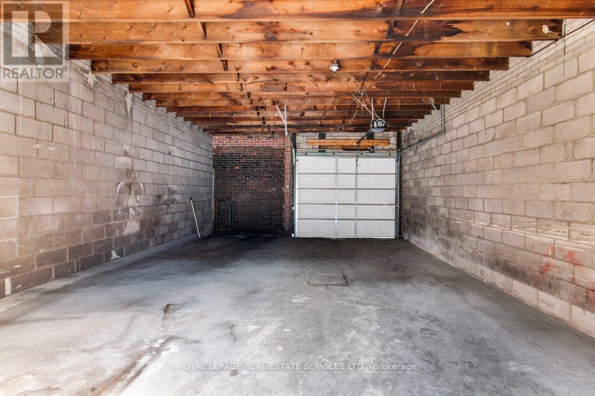1366 Queen Street W, Toronto, Ontario  M6K 1L7 - Photo 12 - W13737672