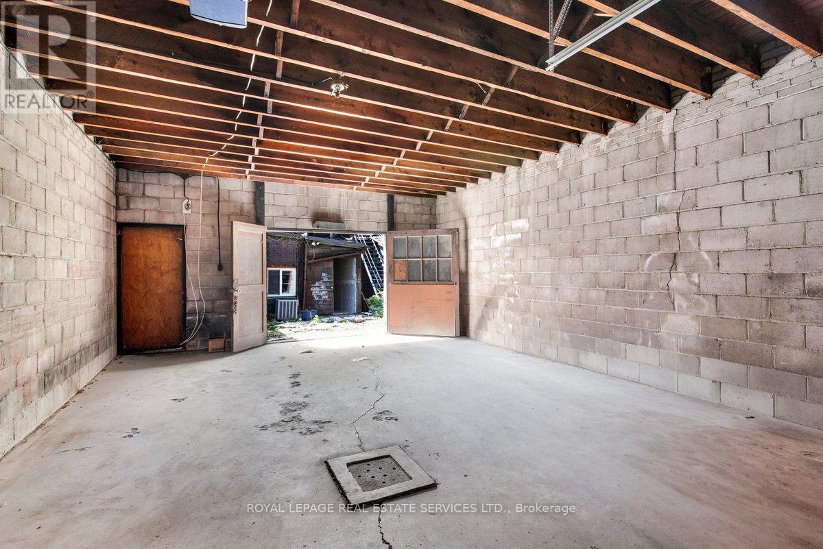 1366 Queen Street W, Toronto, Ontario  M6K 1L7 - Photo 13 - W13737672