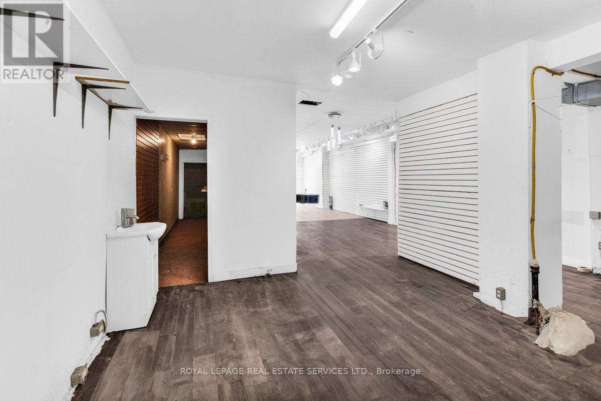 1366 Queen Street W, Toronto, Ontario  M6K 1L7 - Photo 7 - W13737672