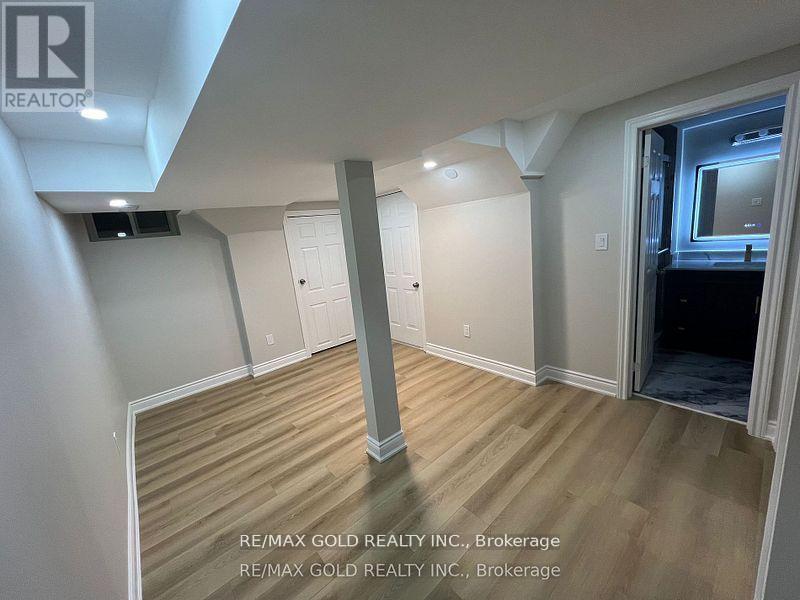 (Bsmt) - 38 Carmel Crescent, Brampton, Ontario  L6P 1Y2 - Photo 11 - W13737706