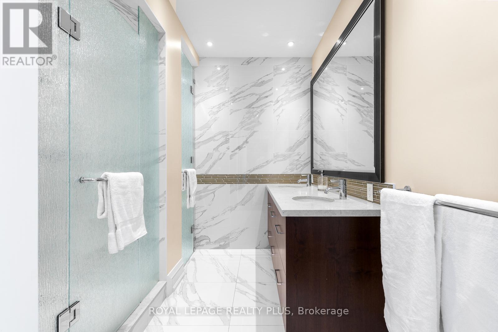 2203 - 1400 Dixie Road, Mississauga, Ontario  L5E 3E1 - Photo 29 - W13737754