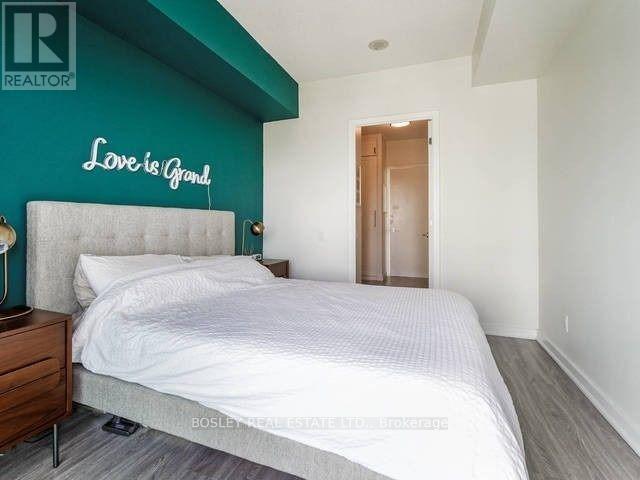 1714 - 103 The Queensway W, Toronto, Ontario  M6S 5B4 - Photo 6 - W13737756