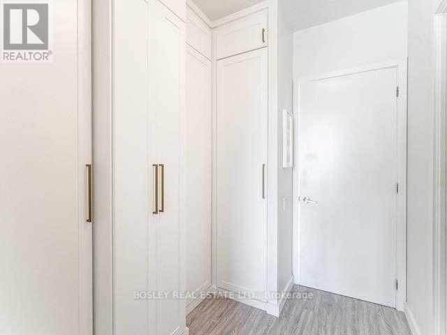 1714 - 103 The Queensway W, Toronto, Ontario  M6S 5B4 - Photo 9 - W13737756