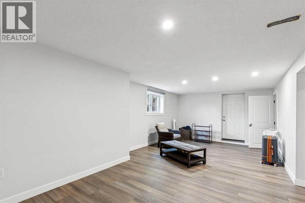 12 Rundleson Way NE, Calgary, Alberta  T1Y 3N6 - Photo 24 - A2342053