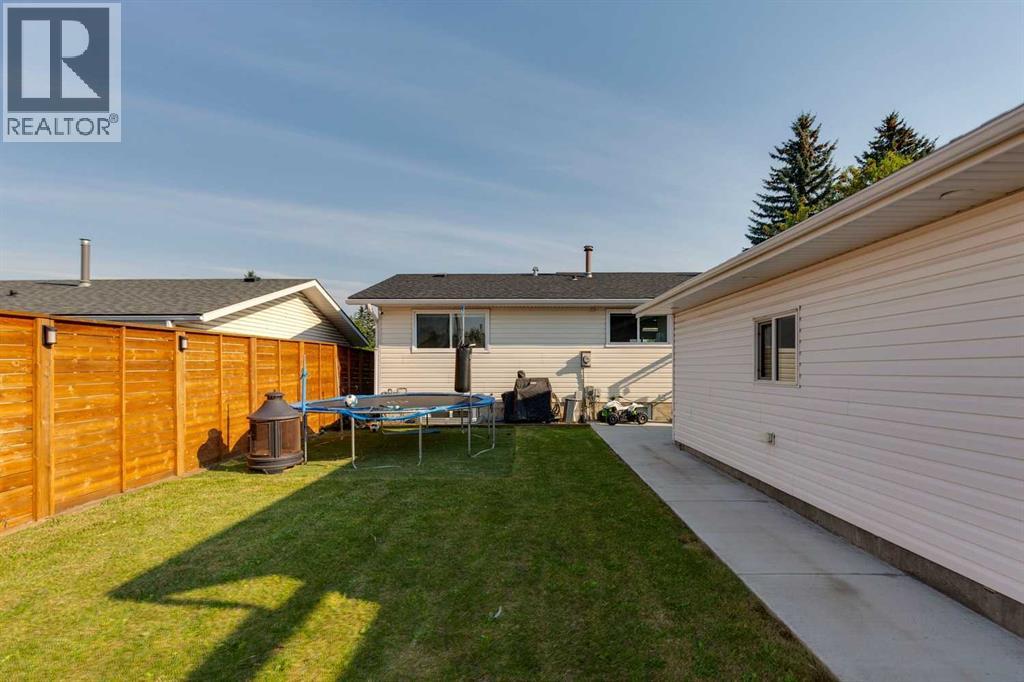 12 Rundleson Way NE, Calgary, Alberta  T1Y 3N6 - Photo 32 - A2342053