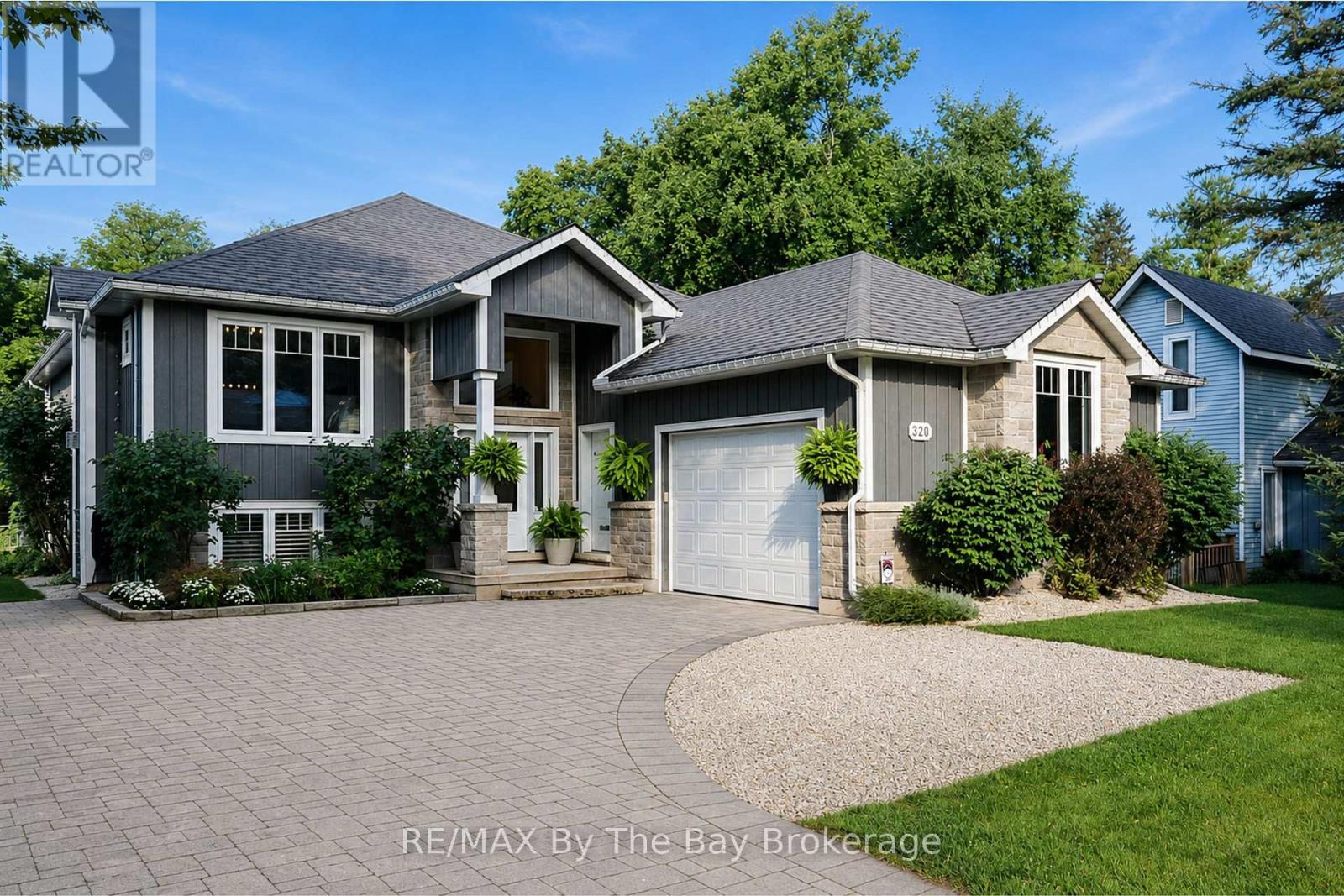 320 Birch Street, Collingwood, Ontario  L9Y 2V7 - Photo 1 - S13736748