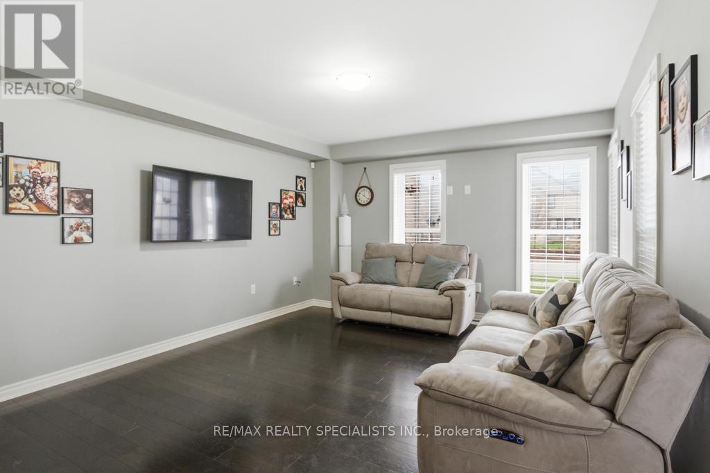 2 - 101 Frederick Drive, Guelph, Ontario  N1L 0K7 - Photo 3 - X13737702