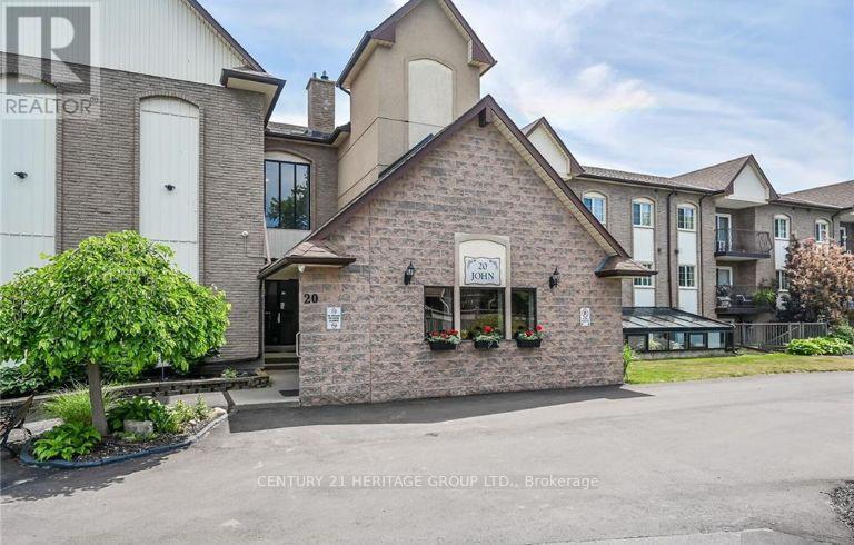 202 - 20 John Street, Grimsby, Ontario  L3M 1X5 - Photo 3 - X13737722