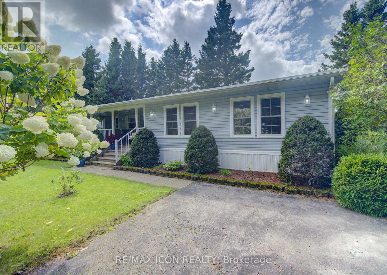 30 Grand Vista Crescent, Wellington North, Ontario  N0G 2L0 - Photo 3 - X13737778
