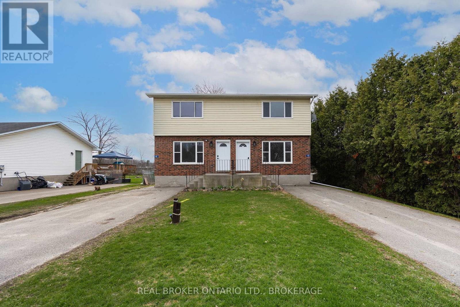 43-45 Railway Street, Lansdowne Village, Ontario K0E 1L0 - Photo 3 - X13628058