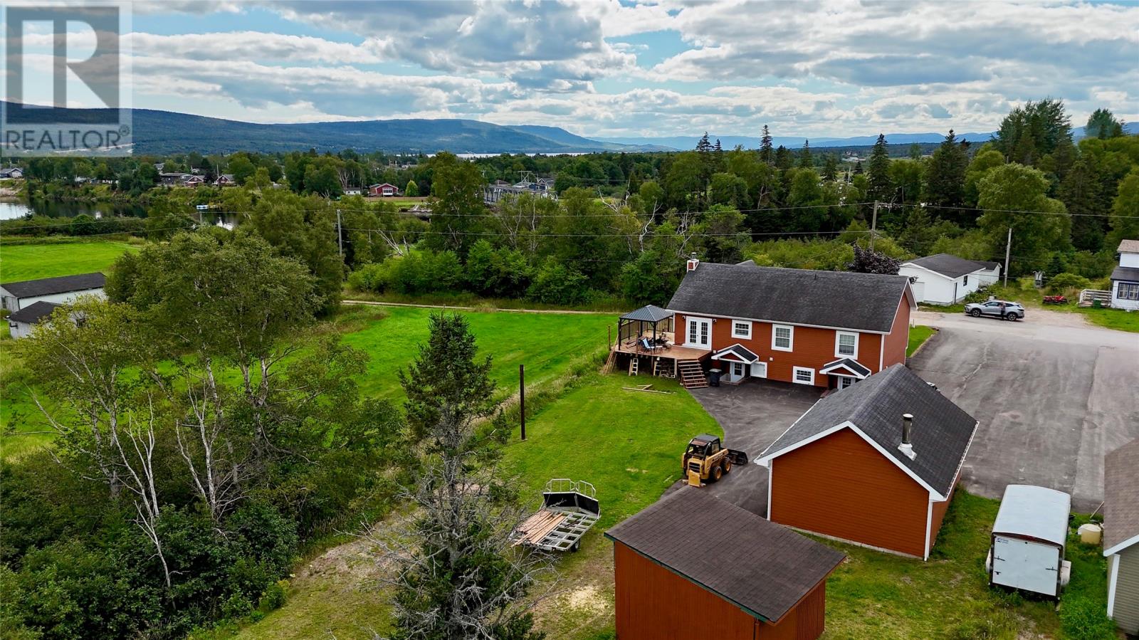 29 Meadow Lane, Deer Lake — photo 43