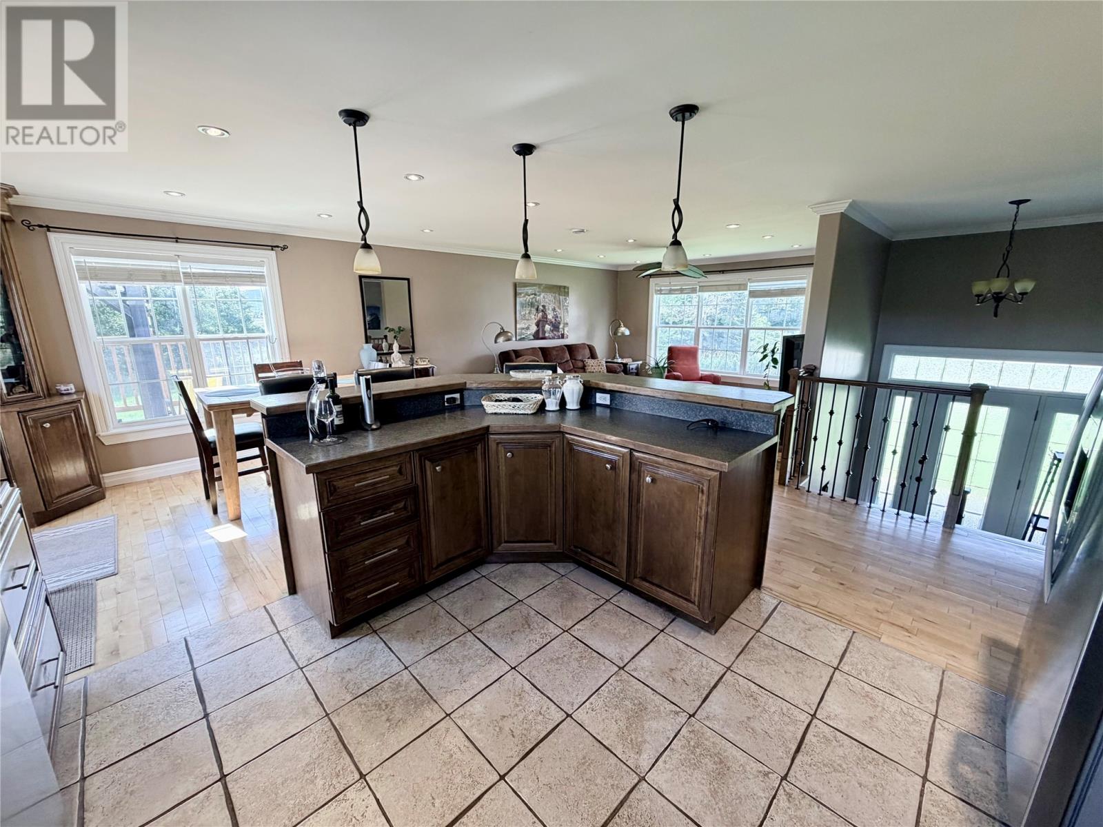 29 Meadow Lane, Deer Lake — photo 8