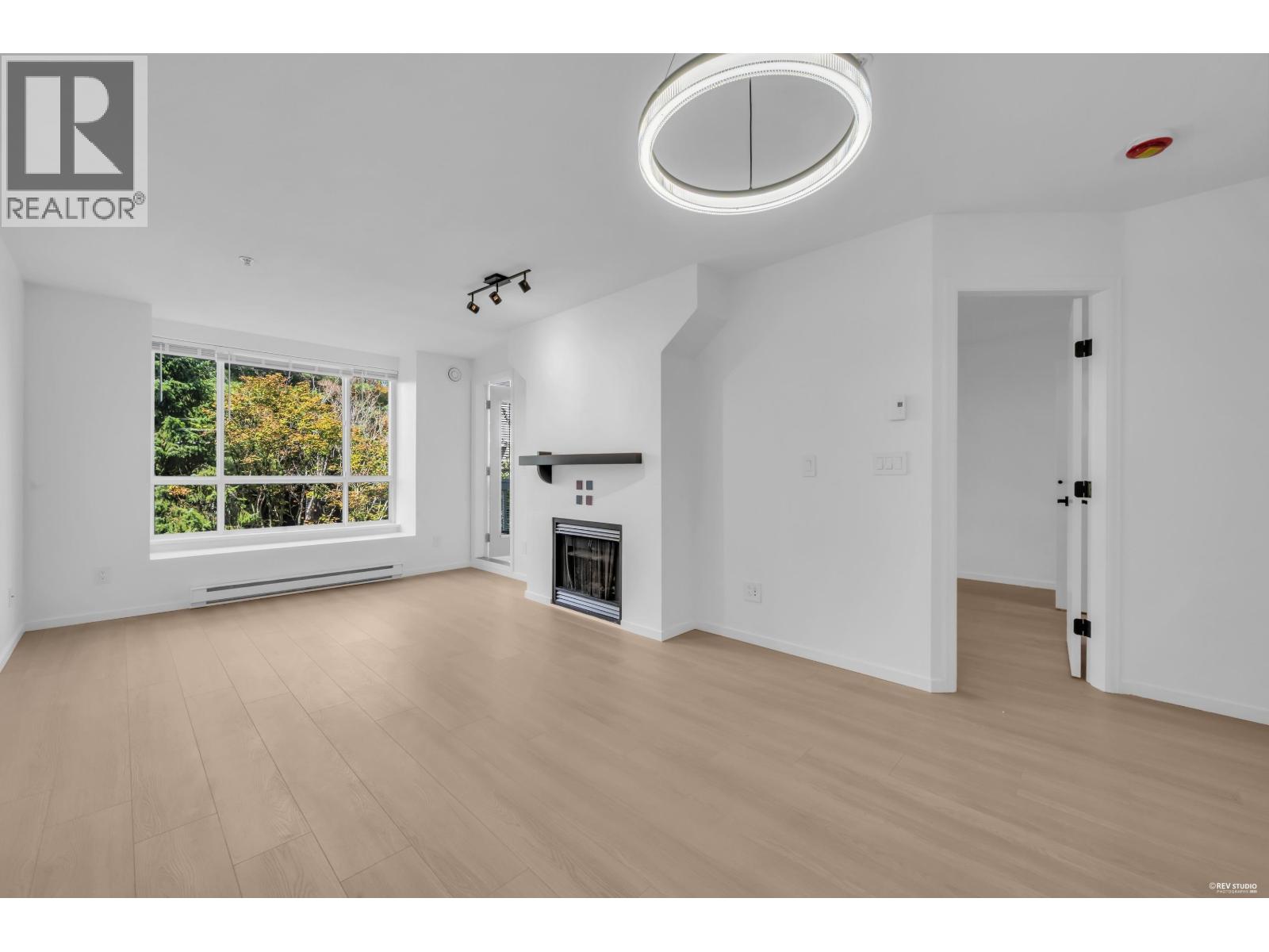 306 6833 Village Green, Burnaby, British Columbia  V5E 4M1 - Photo 8 - R3160549