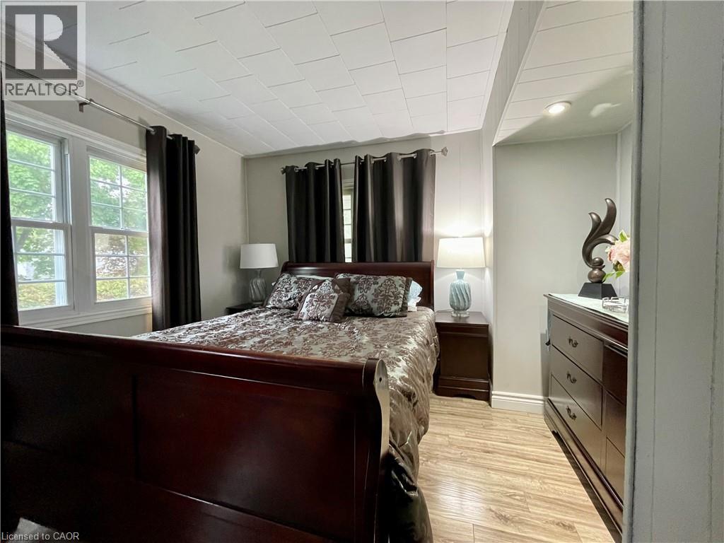 11 Lake Avenue, Puslinch, Ontario  N3C 2V4 - Photo 18 - 40859841