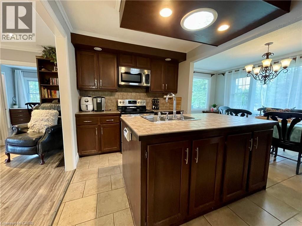 11 Lake Avenue, Puslinch, Ontario  N3C 2V4 - Photo 13 - 40859841