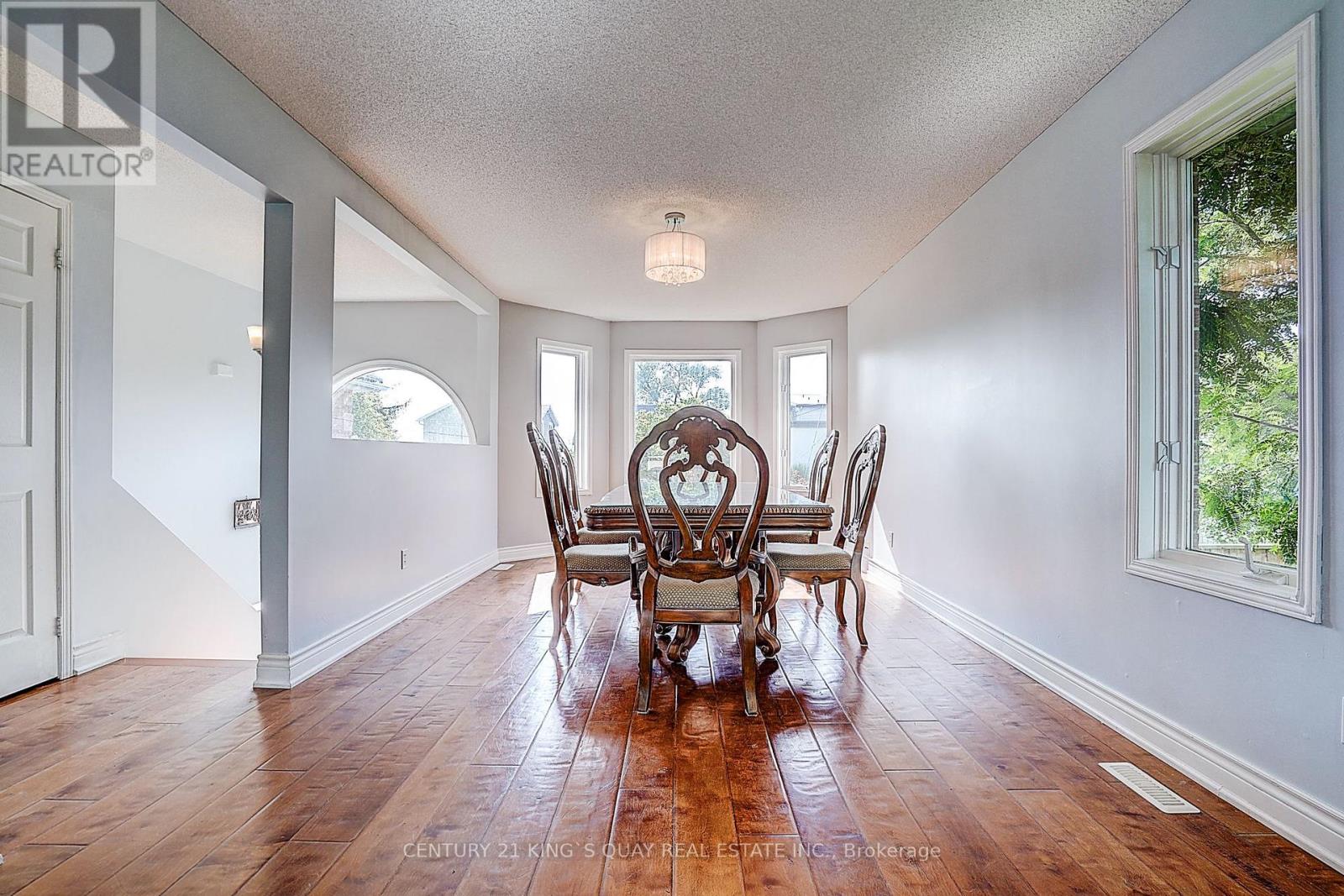 27 Windy Shore Drive, Georgina, Ontario  L4P 1N1 - Photo 13 - N13729020