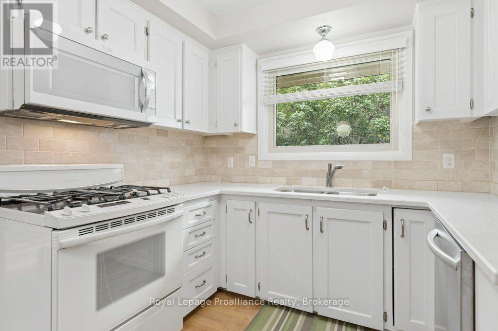 18 Conger Place, Belleville, Ontario  K8P 4N8 - Photo 17 - X13737966