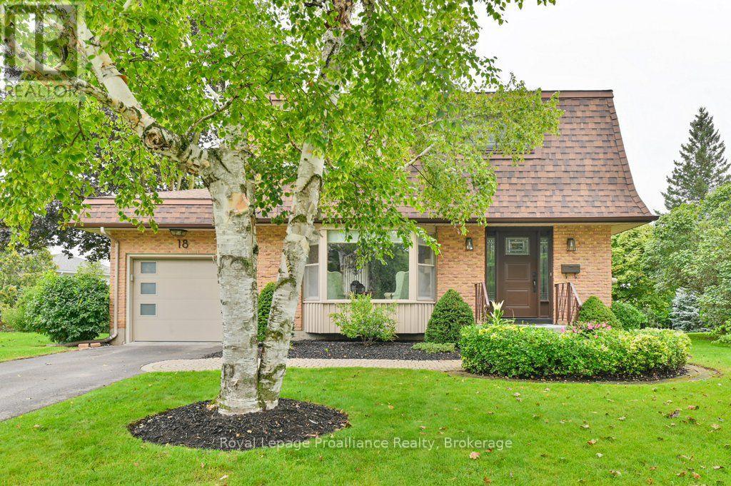 18 Conger Place, Belleville, Ontario  K8P 4N8 - Photo 3 - X13737966