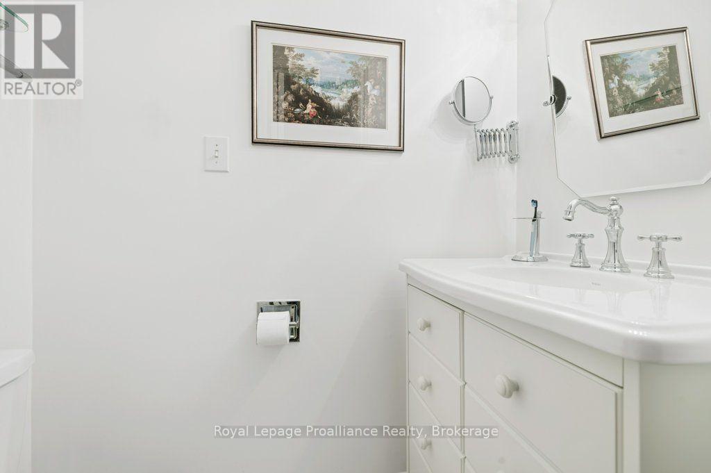 18 Conger Place, Belleville, Ontario  K8P 4N8 - Photo 30 - X13737966