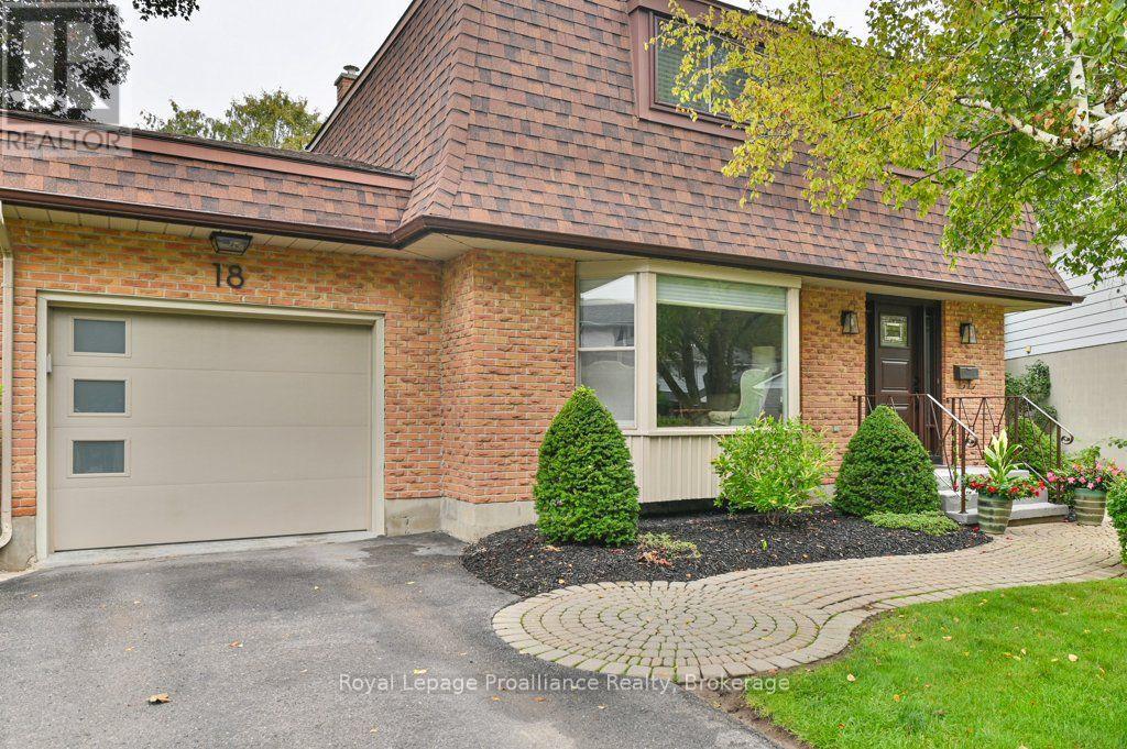 18 Conger Place, Belleville, Ontario  K8P 4N8 - Photo 4 - X13737966