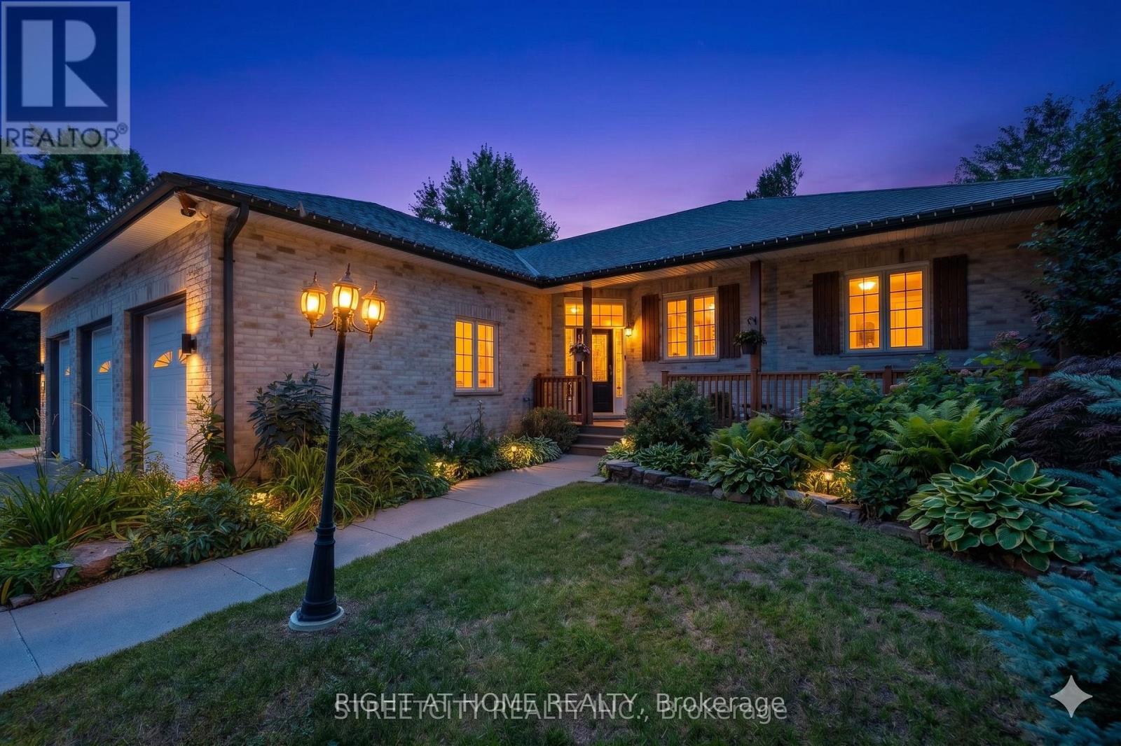 1163 Crumlin Side Road, London East, Ontario  N5V 1R6 - Photo 1 - X13738028