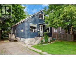 703 BRIGHTON Avenue, Hamilton, Ontario