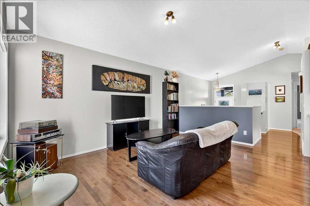 23 Copperfield Rise SE, Calgary, Alberta  T2Z 4R6 - Photo 8 - A2339101