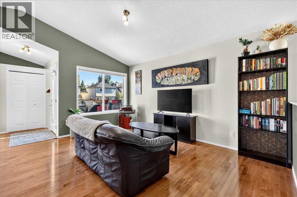 23 Copperfield Rise SE, Calgary, Alberta  T2Z 4R6 - Photo 6 - A2339101