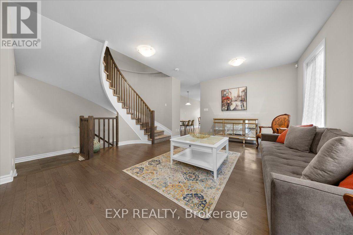 10 Duncanville Street, Russell, Ontario K0G 1L0 - Photo 7 - X13737938