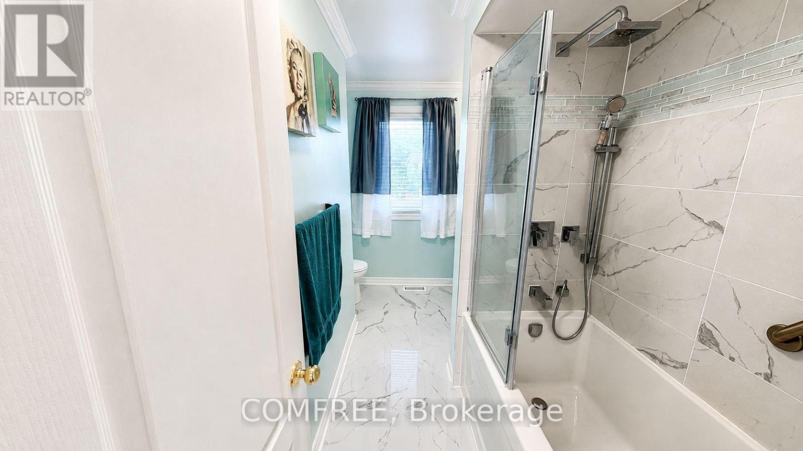 1960 Rolling Brook Drive, Ottawa, Ontario  K1W 1C5 - Photo 12 - X13737940