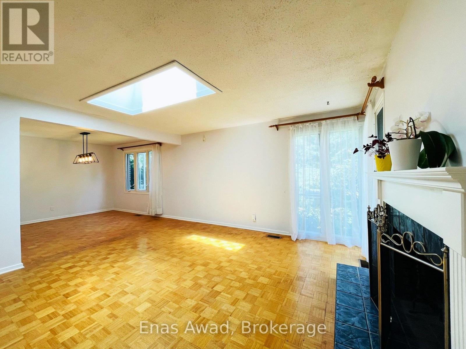 2026 KINGS GROVE CRESCENT, Ottawa, Ontario