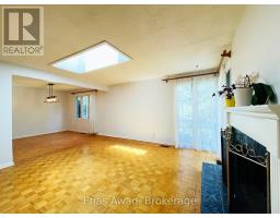 2026 KINGS GROVE CRESCENT, Ottawa, Ontario