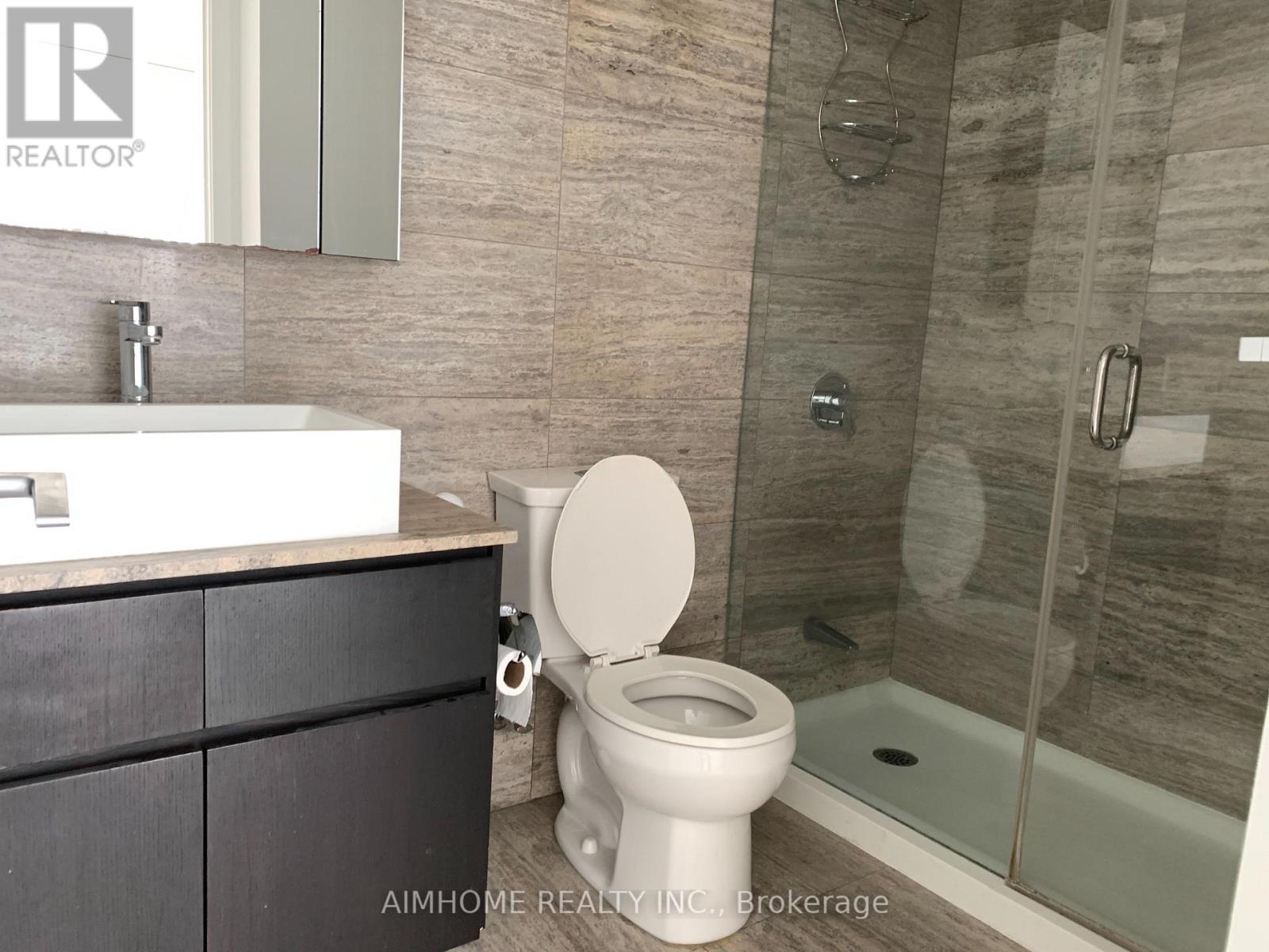 2206 - 15 Iceboat Terrace, Toronto, Ontario  M5V 4A5 - Photo 8 - C13737878