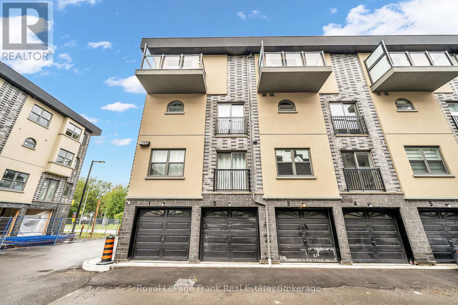 2 - 200 Railway Engine House Way, Whitby (Downtown Whitby), Ontario  L1N 0P7 - Photo 19 - E13737854