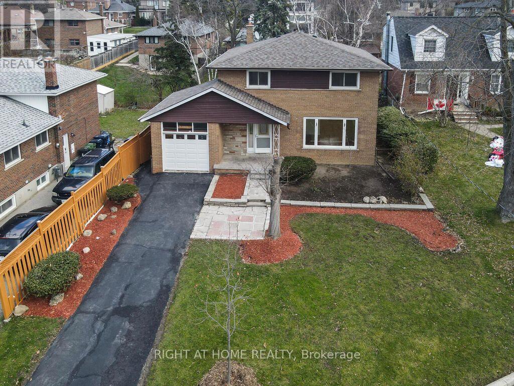 9 Allister Avenue, Toronto, Ontario  M1M 3K7 - Photo 1 - E13737924