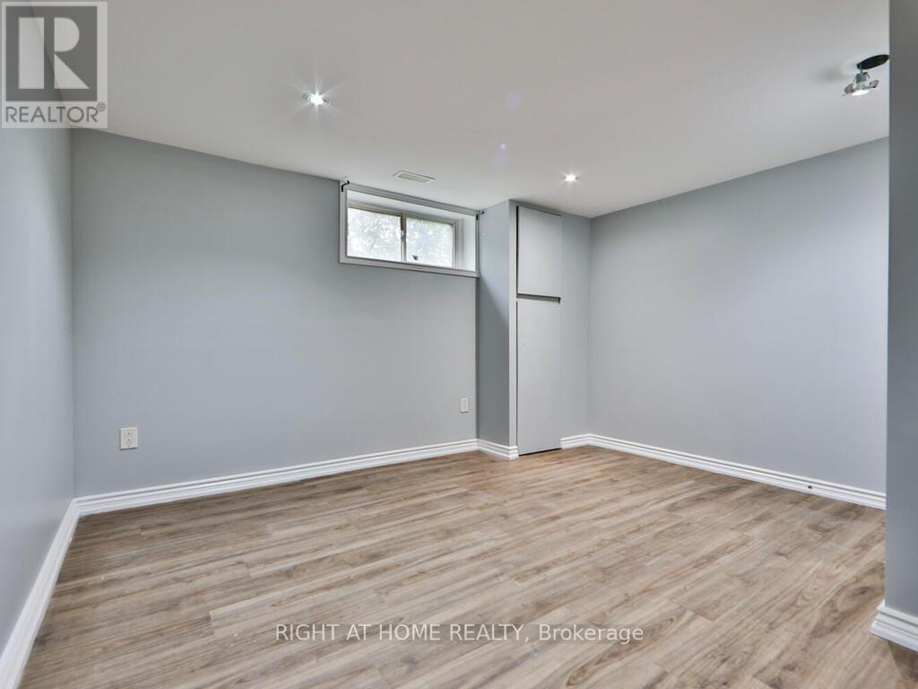 9 Allister Avenue, Toronto, Ontario  M1M 3K7 - Photo 45 - E13737924