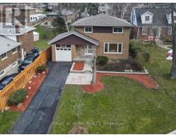 9 ALLISTER AVENUE, Toronto, Ontario