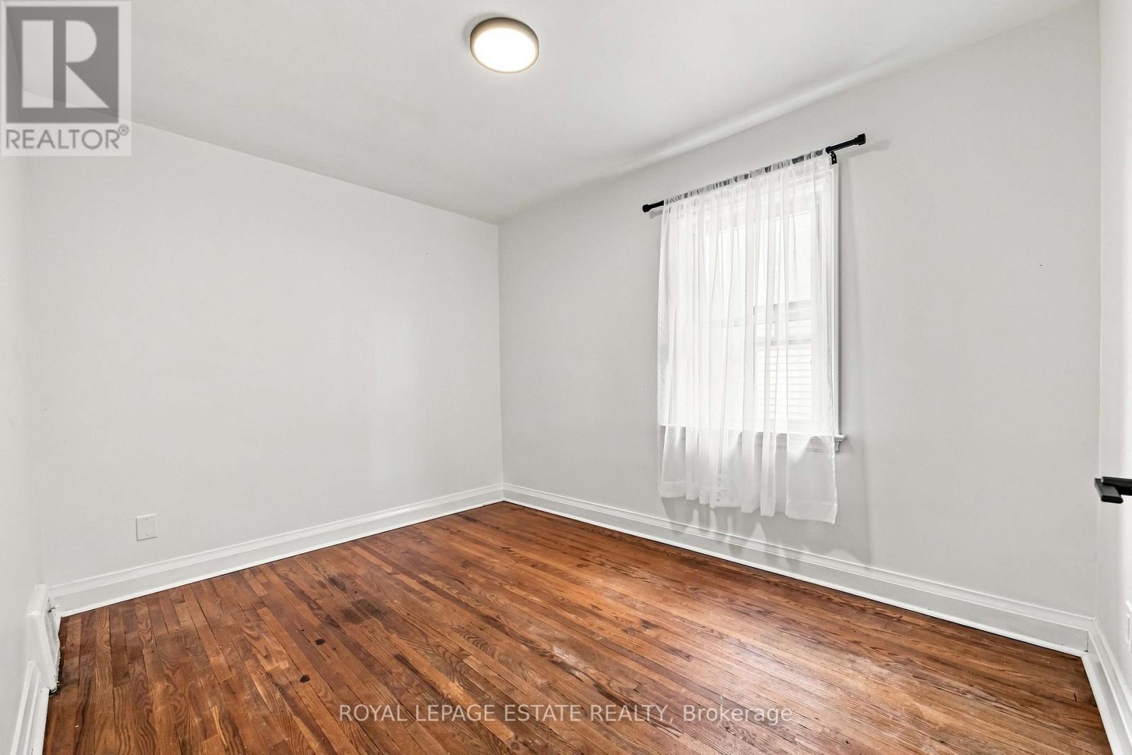 Upper - 17 Arden Crescent, Toronto, Ontario  M1L 3R6 - Photo 11 - E13737996
