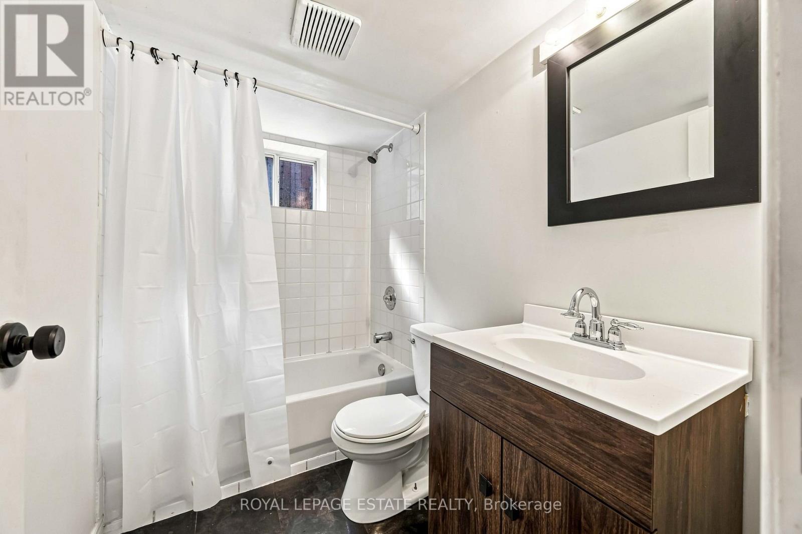 Lower - 17 Arden Crescent, Toronto, Ontario  M1L 3R6 - Photo 12 - E13738016