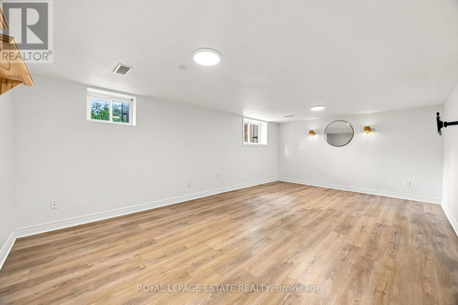 Lower - 17 Arden Crescent, Toronto, Ontario  M1L 3R6 - Photo 2 - E13738016