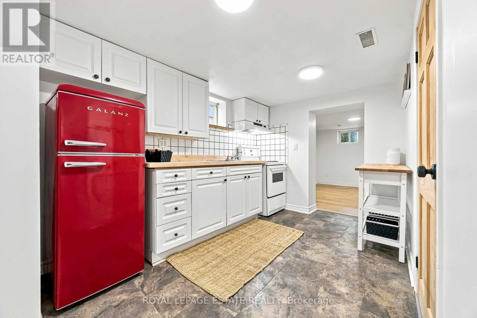 Lower - 17 Arden Crescent, Toronto, Ontario  M1L 3R6 - Photo 3 - E13738016