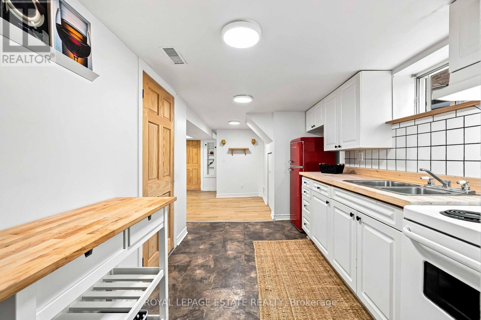 Lower - 17 Arden Crescent, Toronto, Ontario  M1L 3R6 - Photo 4 - E13738016