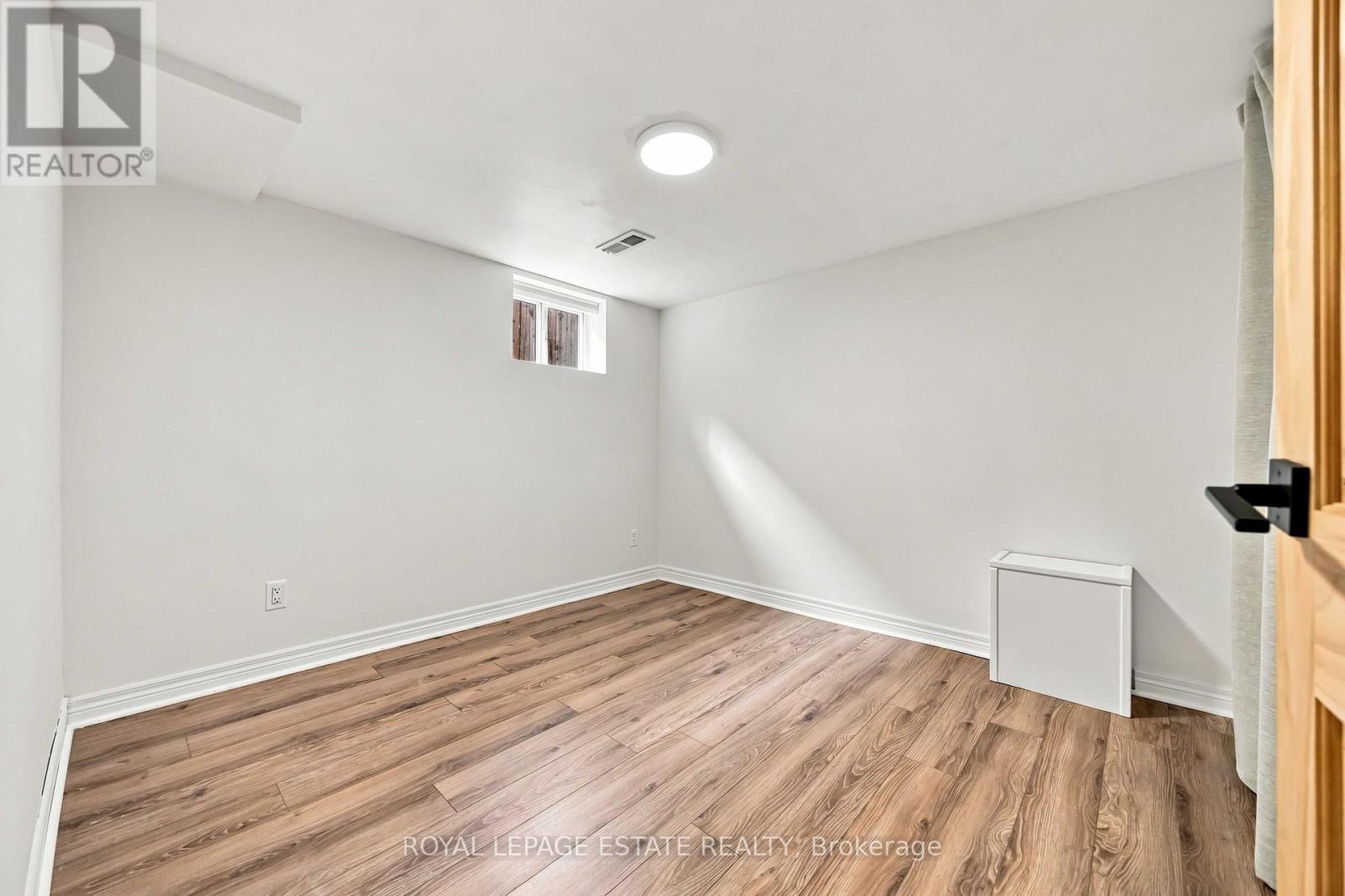Lower - 17 Arden Crescent, Toronto, Ontario  M1L 3R6 - Photo 6 - E13738016