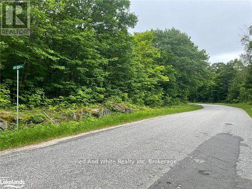 23 Ahmic Lake Road, Magnetawan, Ontario  P0A 1A0 - Photo 1 - X13737846