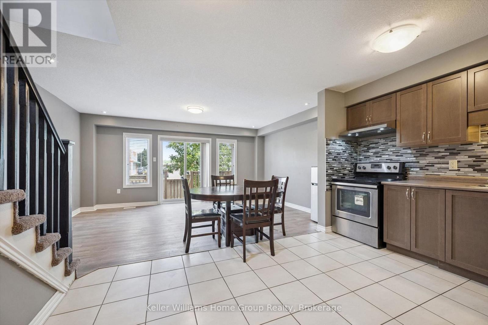 75 Westminster Street, Centre Wellington (Fergus), Ontario  N1M 0C4 - Photo 7 - X13737964