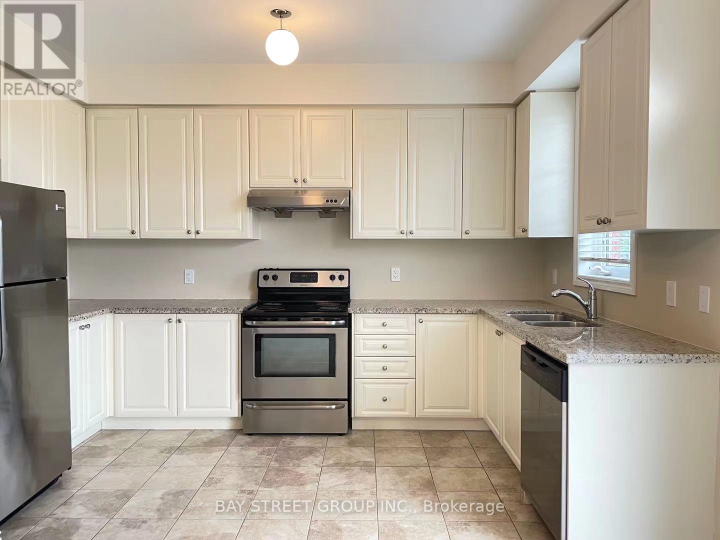 86 Mack Clement Lane, Richmond Hill, Ontario  L4S 0G2 - Photo 4 - N13737882